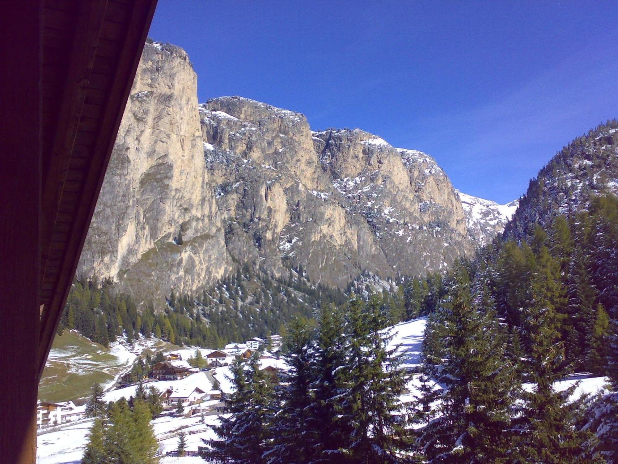 Hotel Alaska Selva di Val Gardena Ngoại thất bức ảnh
