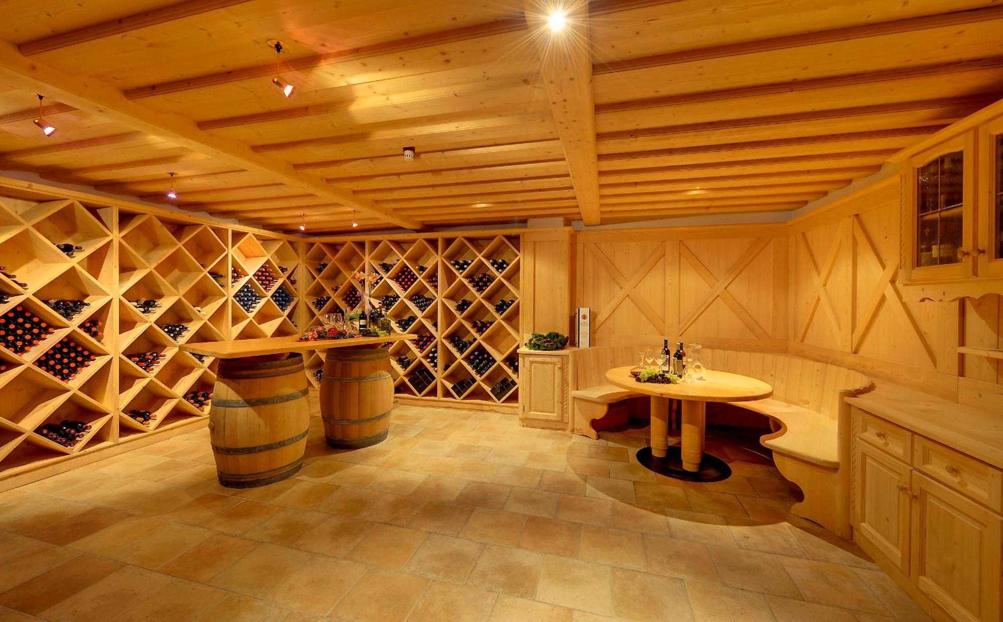 Hotel Alaska Selva di Val Gardena Ngoại thất bức ảnh