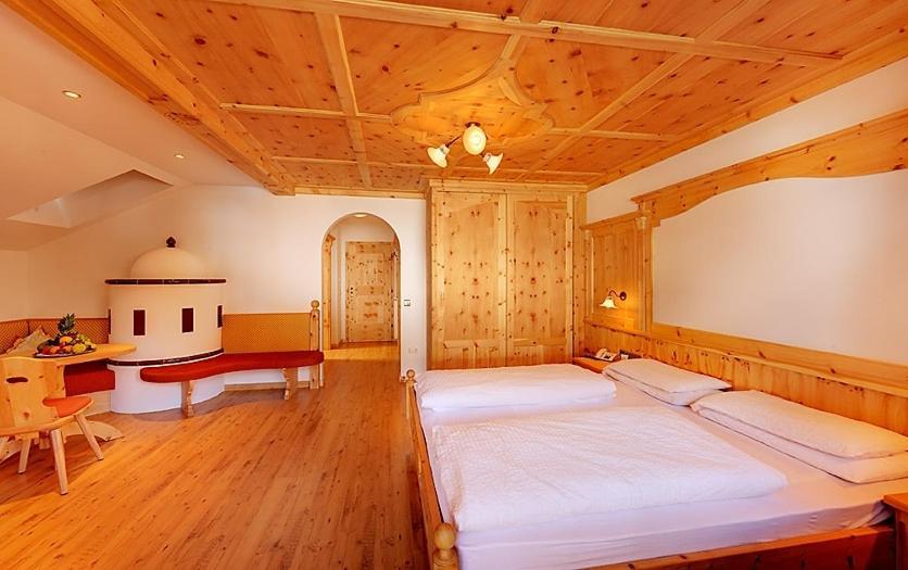 Hotel Alaska Selva di Val Gardena Phòng bức ảnh