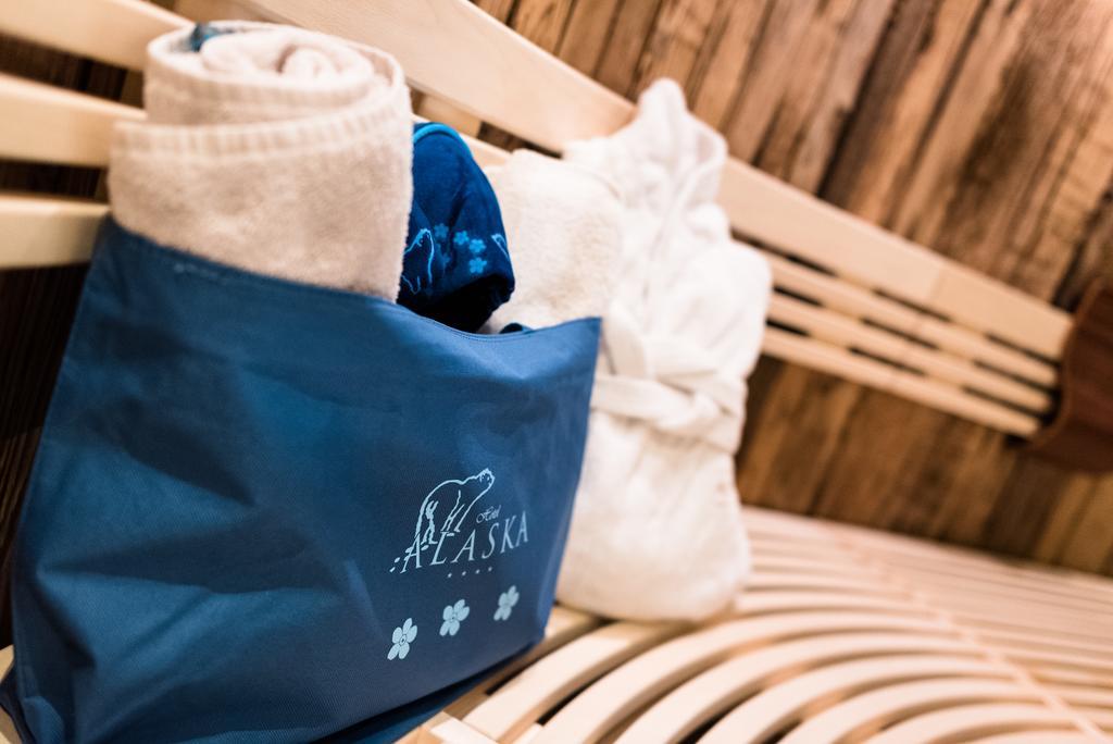 Hotel Alaska Selva di Val Gardena Ngoại thất bức ảnh