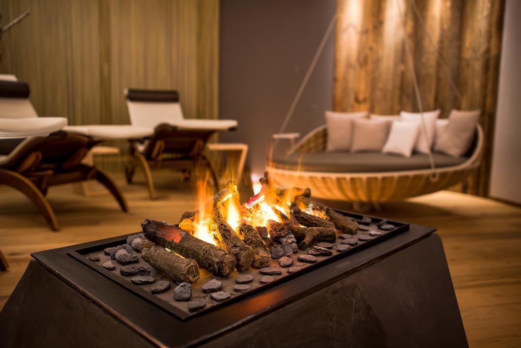 Hotel Alaska Selva di Val Gardena Ngoại thất bức ảnh