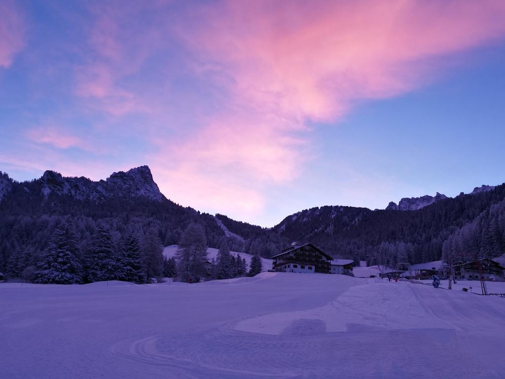 Hotel Alaska Selva di Val Gardena Ngoại thất bức ảnh